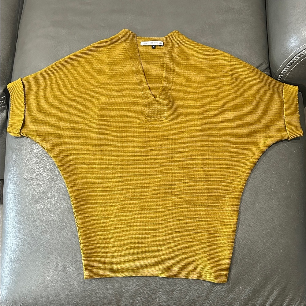 Adolfo Dominguez Mustard Yellow V-Neck Top, cuff sleeve. Size S. NWOT